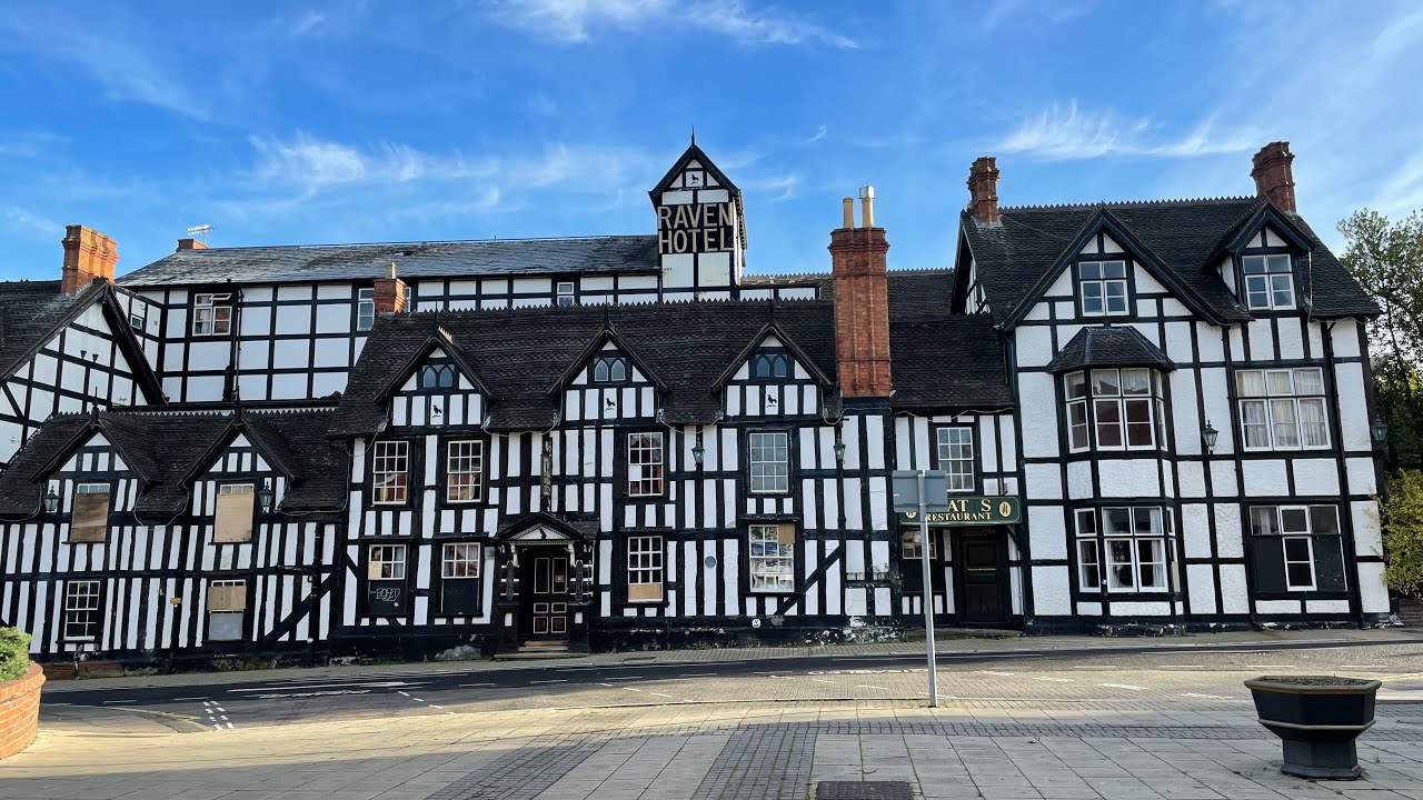 Exploring the Raven Hotel Droitwich spa #derelictplaces  #urbex  #abandoned  #urbanexploration