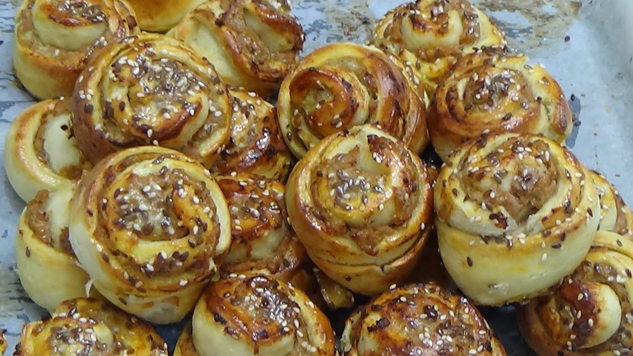 PUŽIĆI SA MESOM/Pecivo koje se razgrabi vrelo i ne ostane ni komad!Bez stasavanja za 30min.na stolu😋
