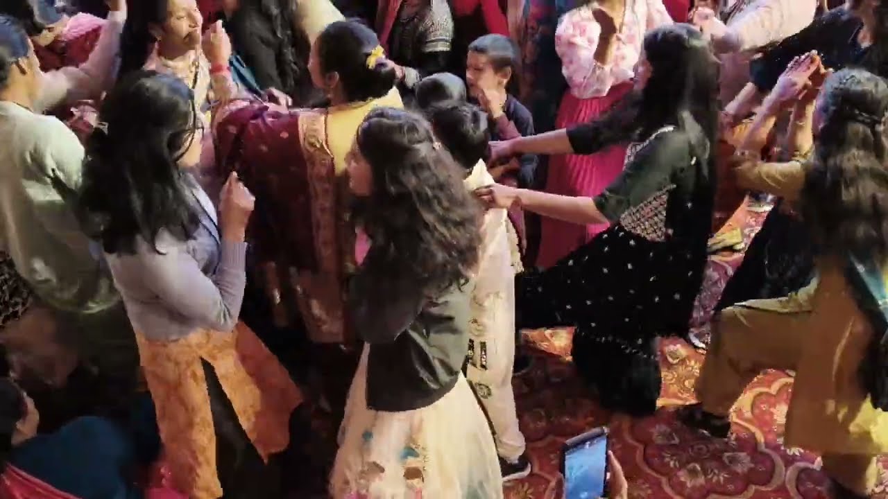 आज की यह शाम समर्पित है सोमेश्वर की उन रानियों को, जिन्होंने डांस से महफ़िल सजा दी!