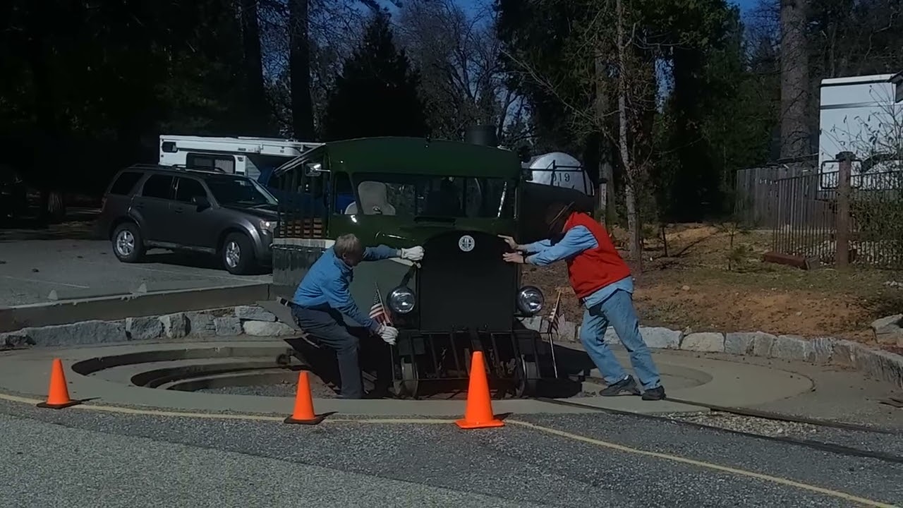 Spinning the Railbus on the turntable at Nevada County Narrow Gauge RR