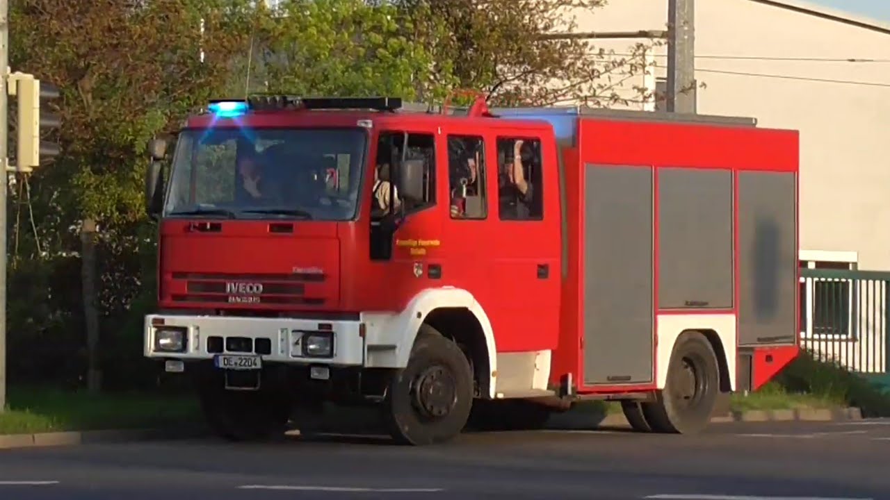 [FL&Auml;CHENBRAND] TLF16/25 der Freiwilligen Feuerwehr Sollnitz auf Einsatzfahrt