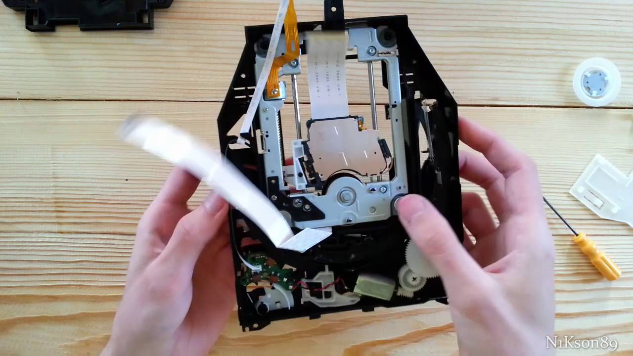 Замена лазерной головки PS3 Slim 3008A Не читает диски