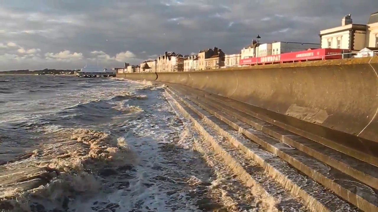 GCSE Geography: Coastal sea defences at Burnham on Sea, Somerset, England