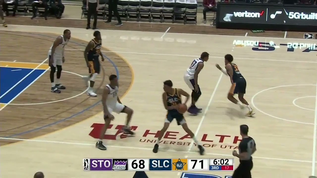 Elijah Hughes vs STOCK 39 PTS          11.23.21