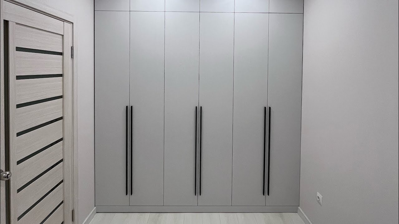 Шкаф и лдсп длиной 2,8 м за 90 тыс 