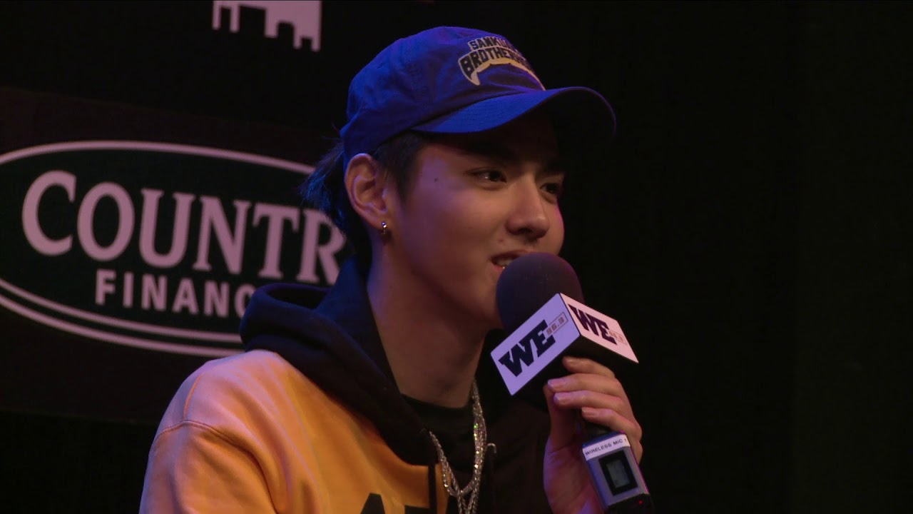 Kris Wu plays This or That