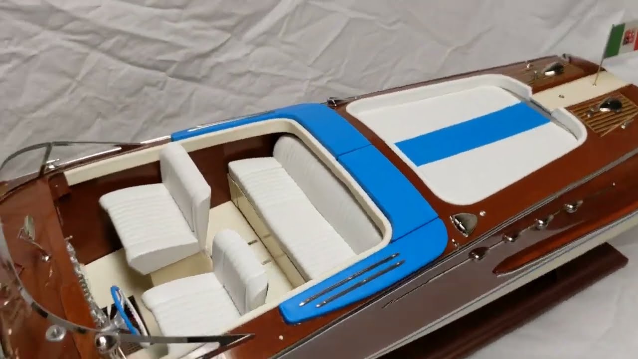 RIVA AQUARAMA by AMATI speedboat kit build.
