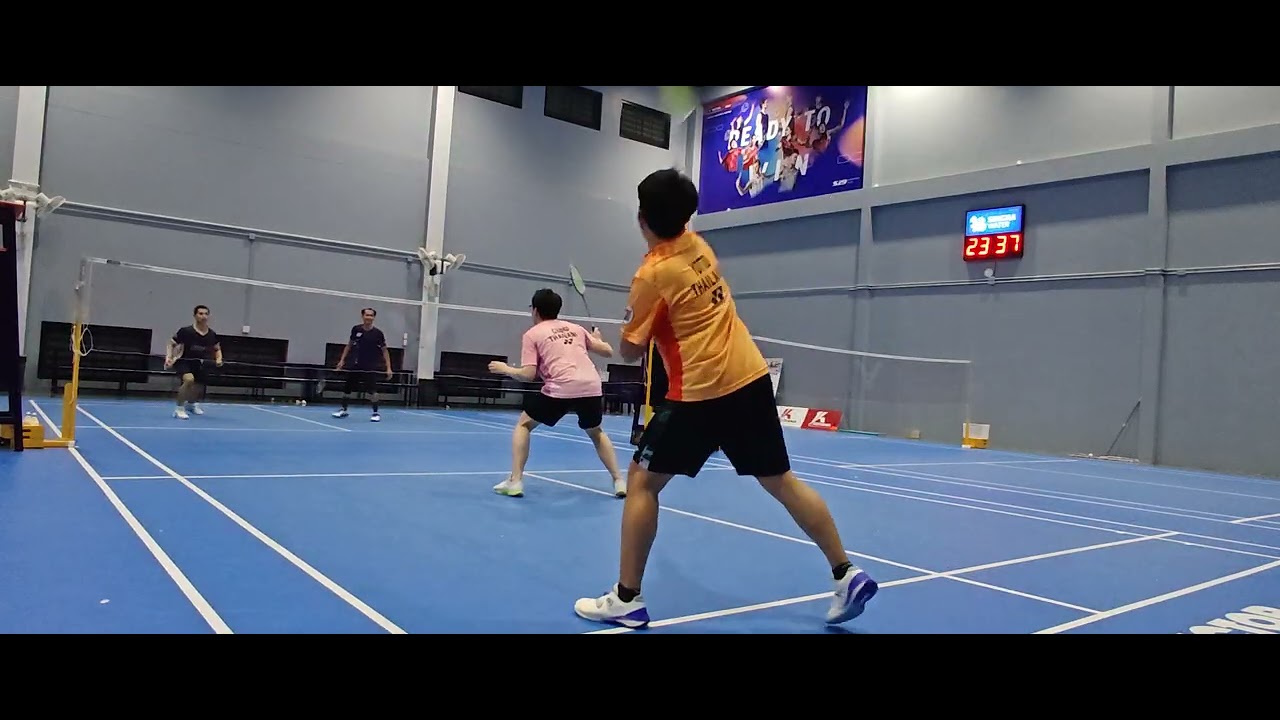 S19​ badminton​ วันนี้เลิกเที่ยงคืน​2