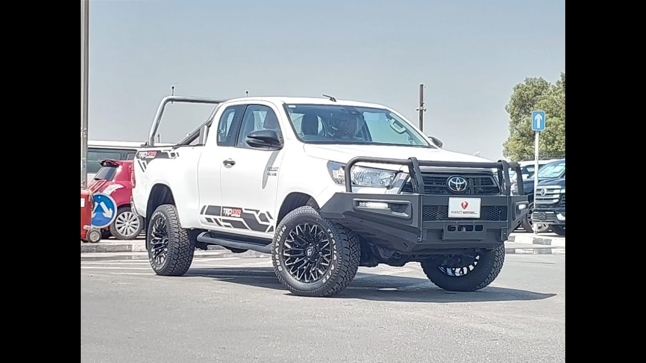 2021 TOYOTA HILUX SMART CAB RIGHT HAND DRIVE