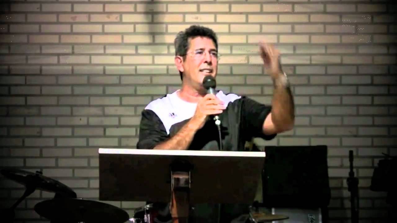 As 4 coisas que deixam a palavra infrutífera - Mario Fagundes