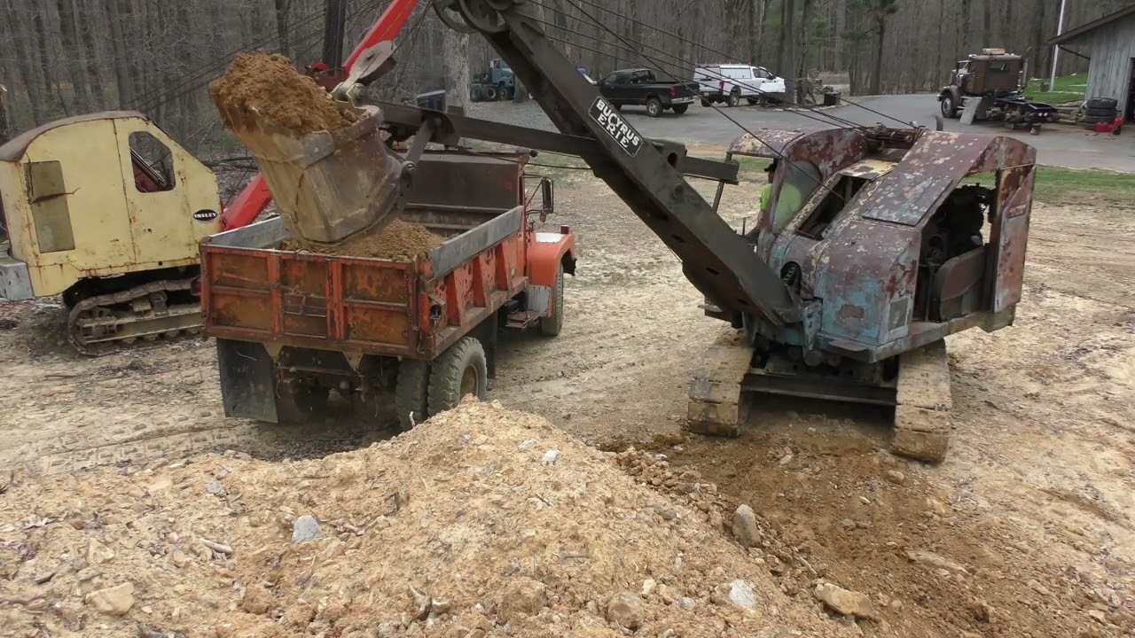 15b Loading Diamond Reo