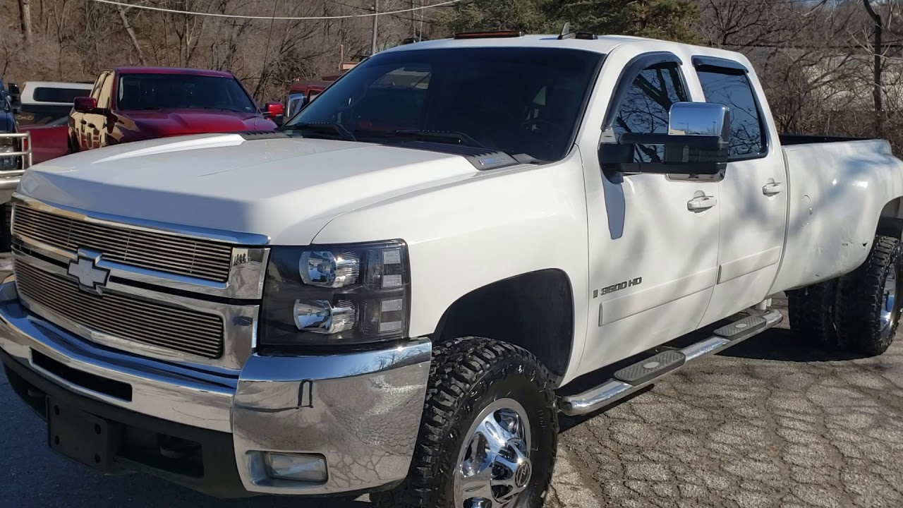 2008 Chevrolet Silverado 3500 4x4 DRW LTZ Loaded Leather, 33s, tuned, deleted, exhaust!