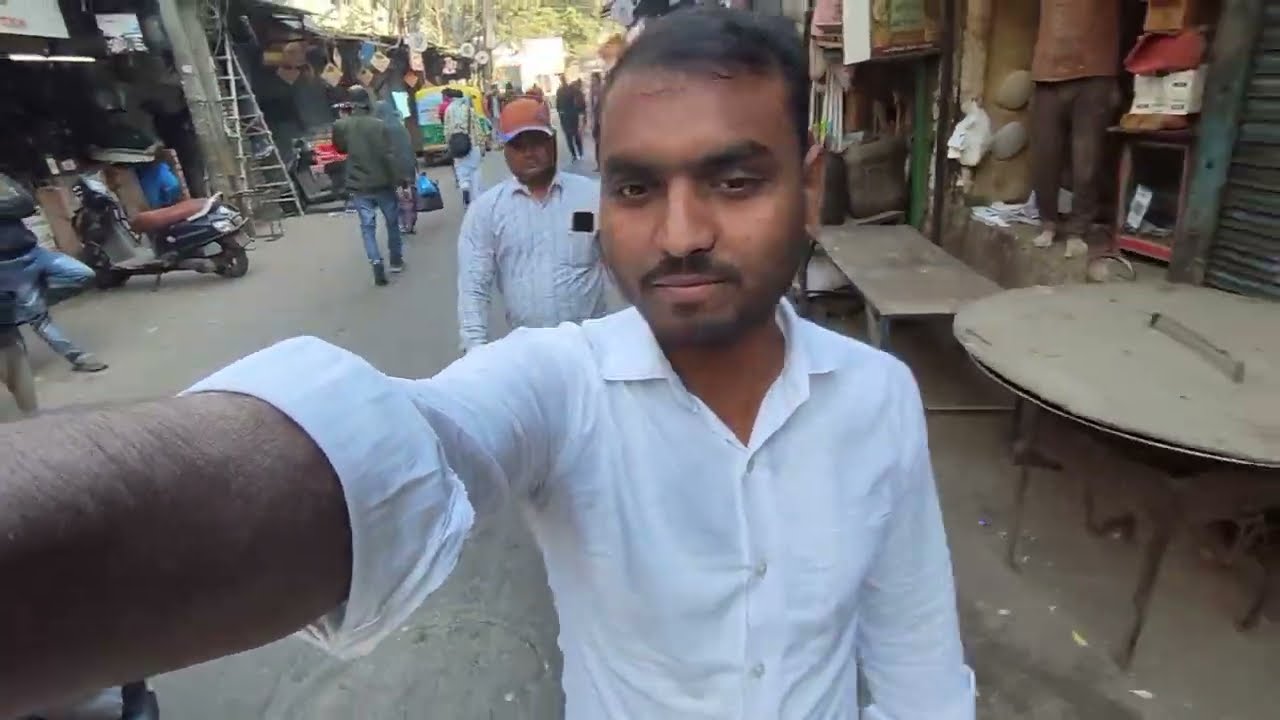 Delhi mein aane ka dusra din #viral #duet #viralvideos #love #vloger #vlog 