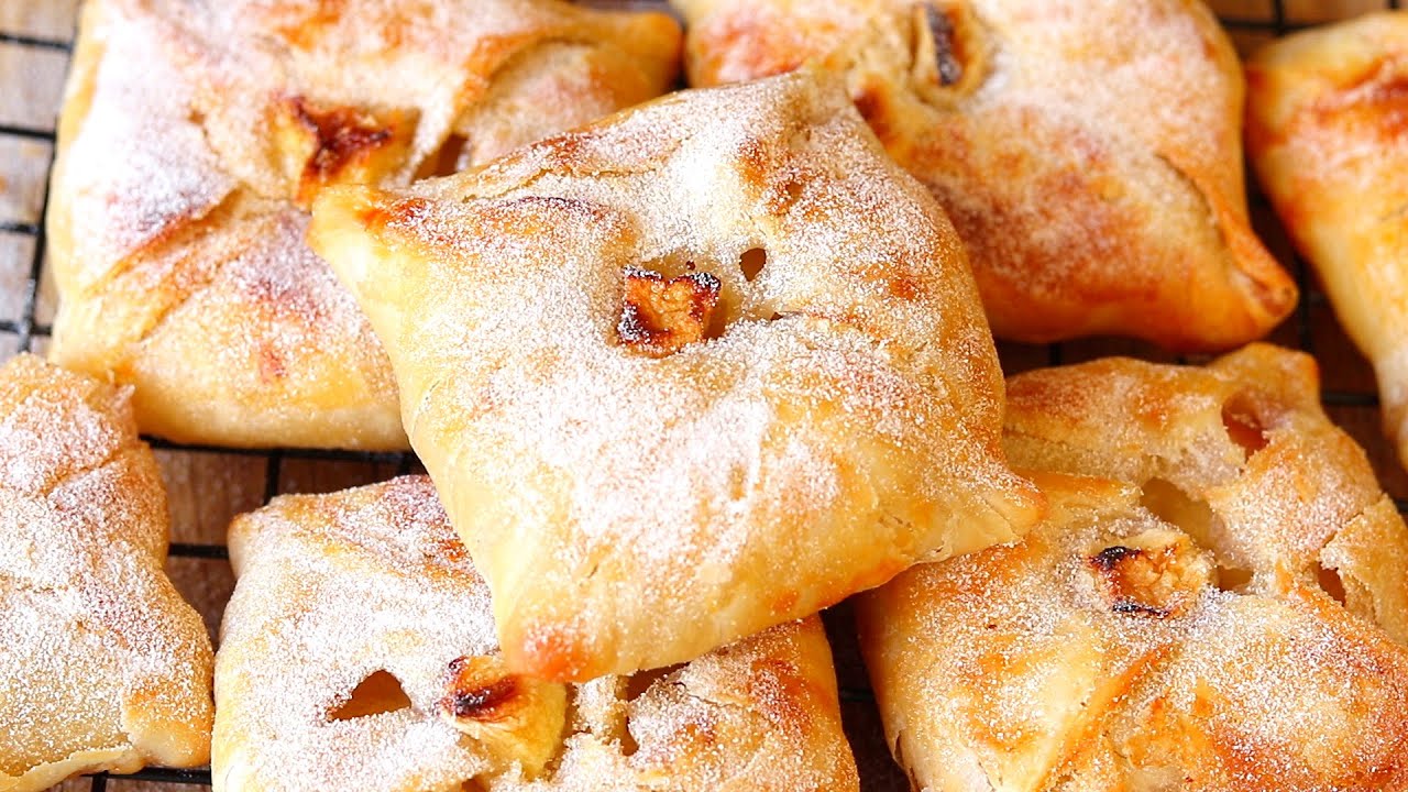 НЕМНОГО МАНКИ и 2 ЯБЛОКА! СУПЕР ВКУСНЯТИНА К ЧАЮ ЗА НЕСКОЛЬКО МИНУТ. ВЫПЕЧКА ПРОСТО И БЮДЖЕТНО!