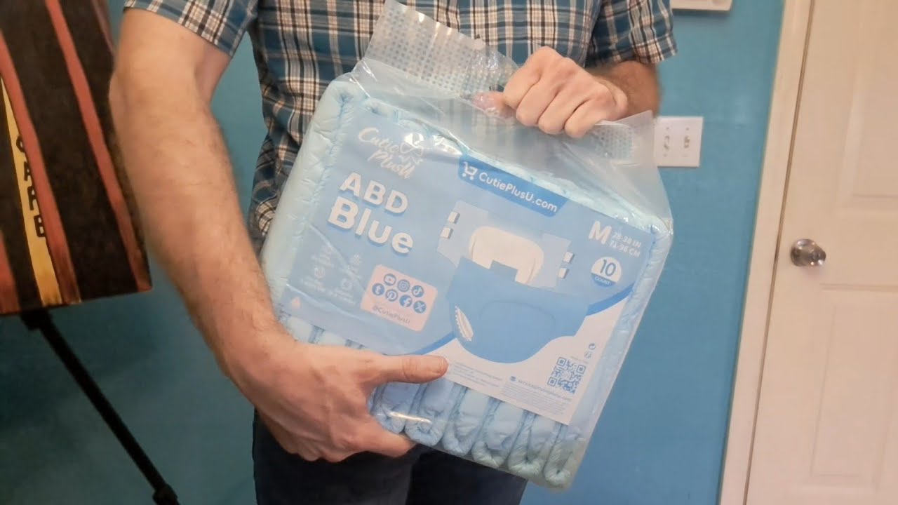 CutiePlusU adult diapers first look. new adult diaper brand with good reviews on Amazon