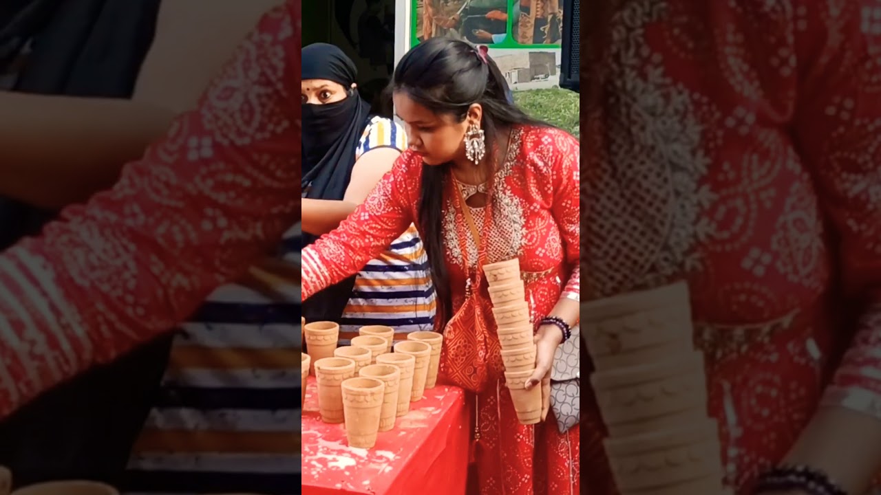 Hot milk Seva with Madhavas 🥰 #madhavas #kanhaji #vrindavan #iskcon #shorts