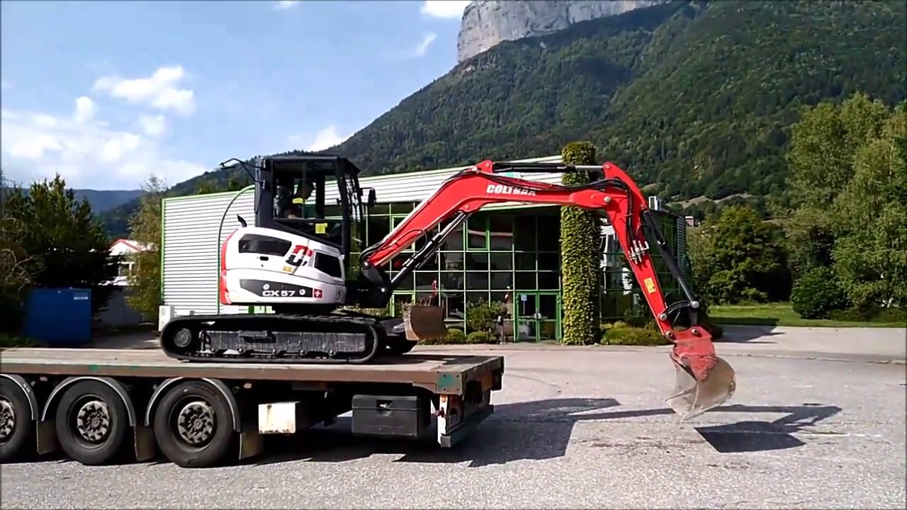 chargement mini pelle COLTRAX CX 57