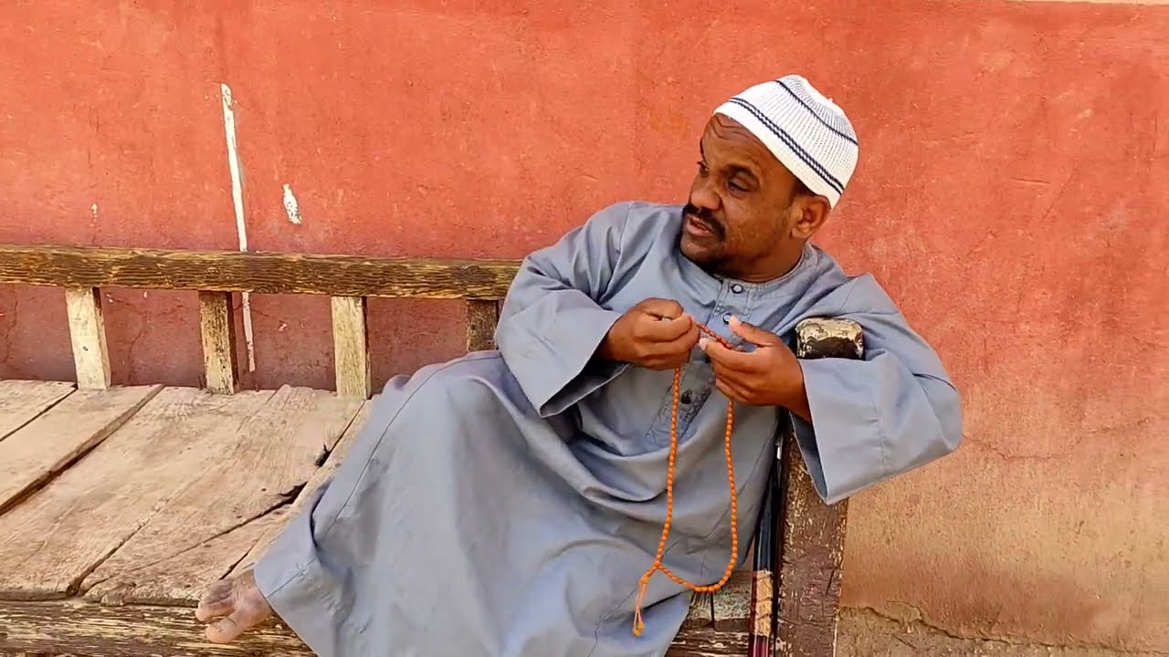سعيد بيعمل الخير في السر من غير ما حد يعرف مسخرة 🤣🤣🤣🤣🤣