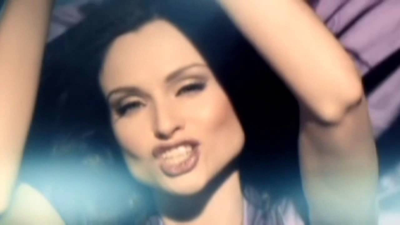 SOPHIE ELLIS-BEXTOR 