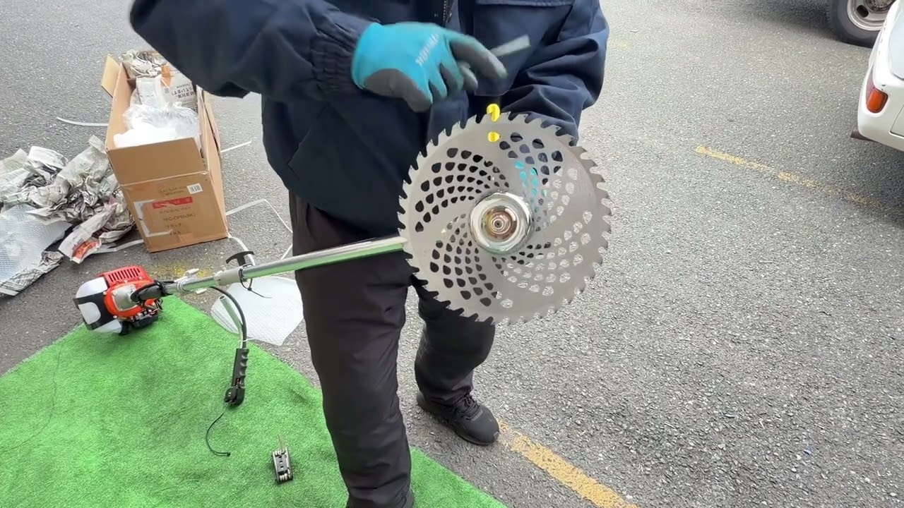 711697　草刈り機