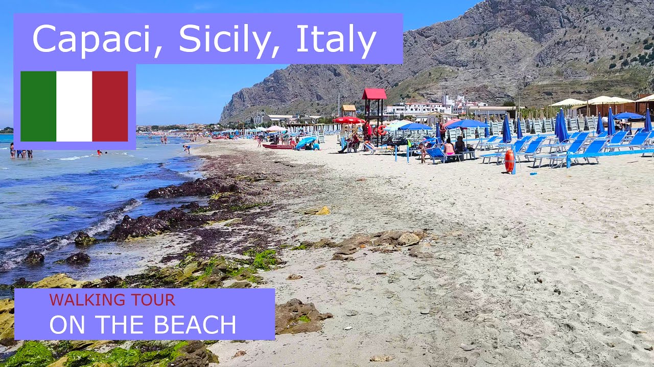 Capaci - plaża w pobliżu Palermo.