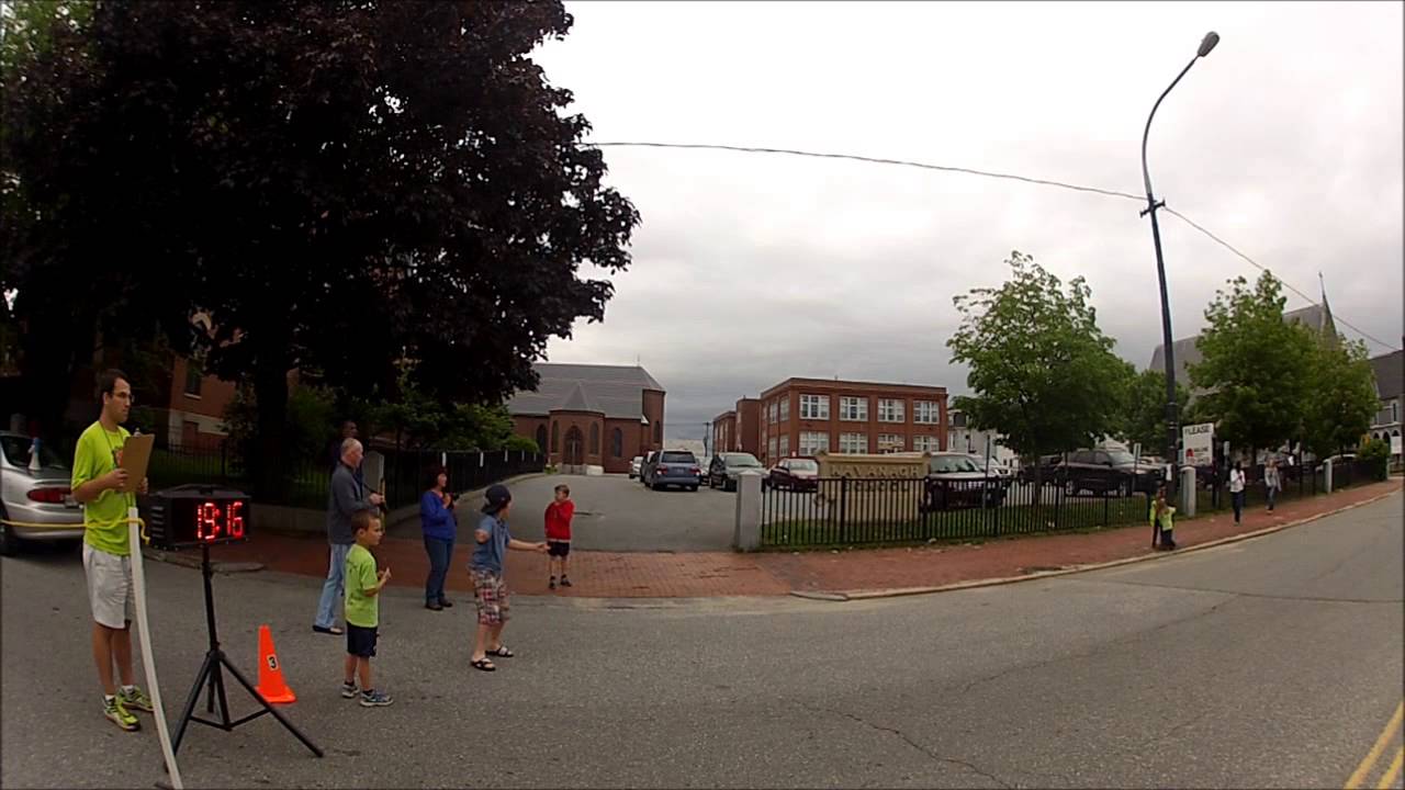 Blue Wave Basketball 5K on the East End Finish