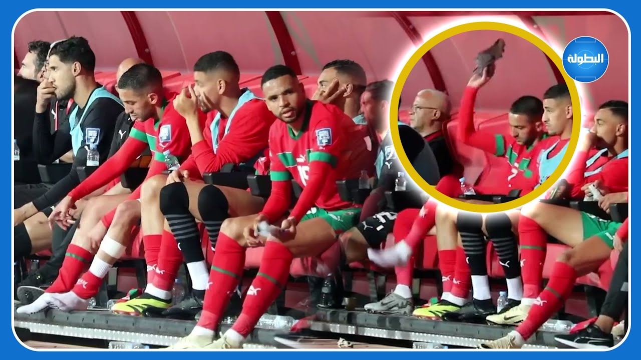 لقطة مثيرة.. ردة فعل حكيم زياش تجاه وليد الركراكي بعد التغيير من زاوية خاصة  🤨