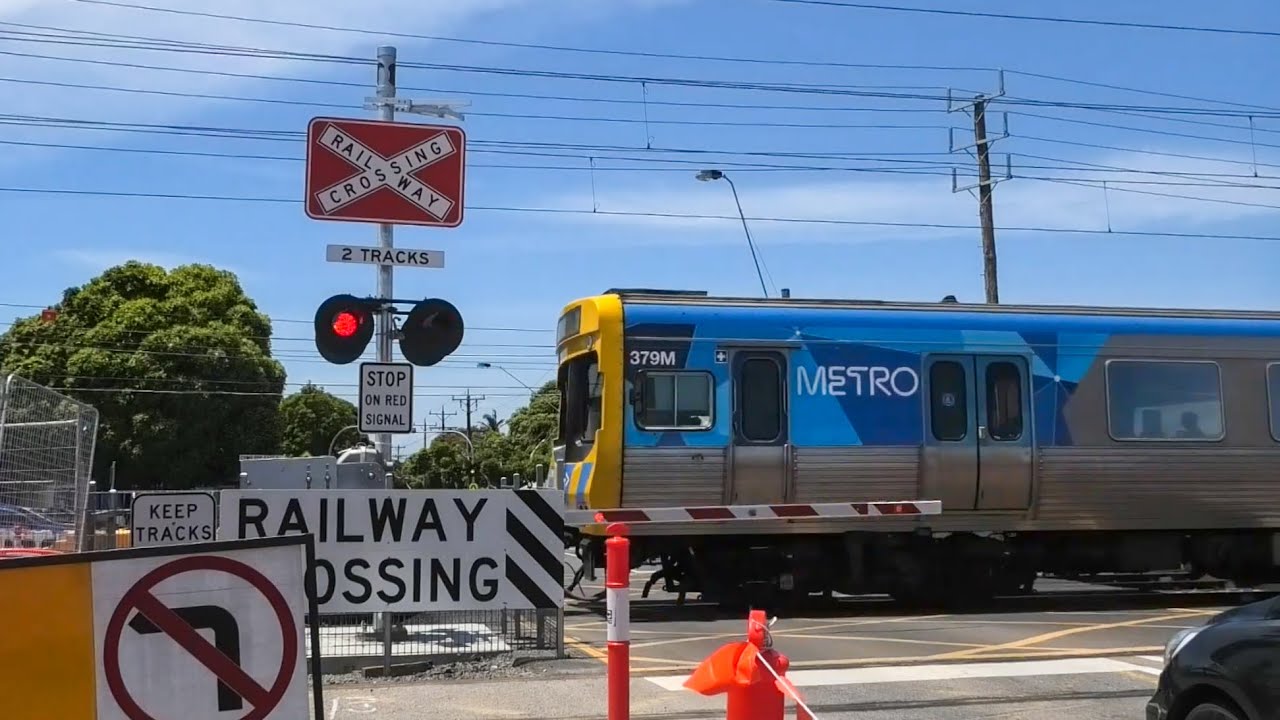 Parkers Road, Parkdale, Vic | Removed Railway Crossing