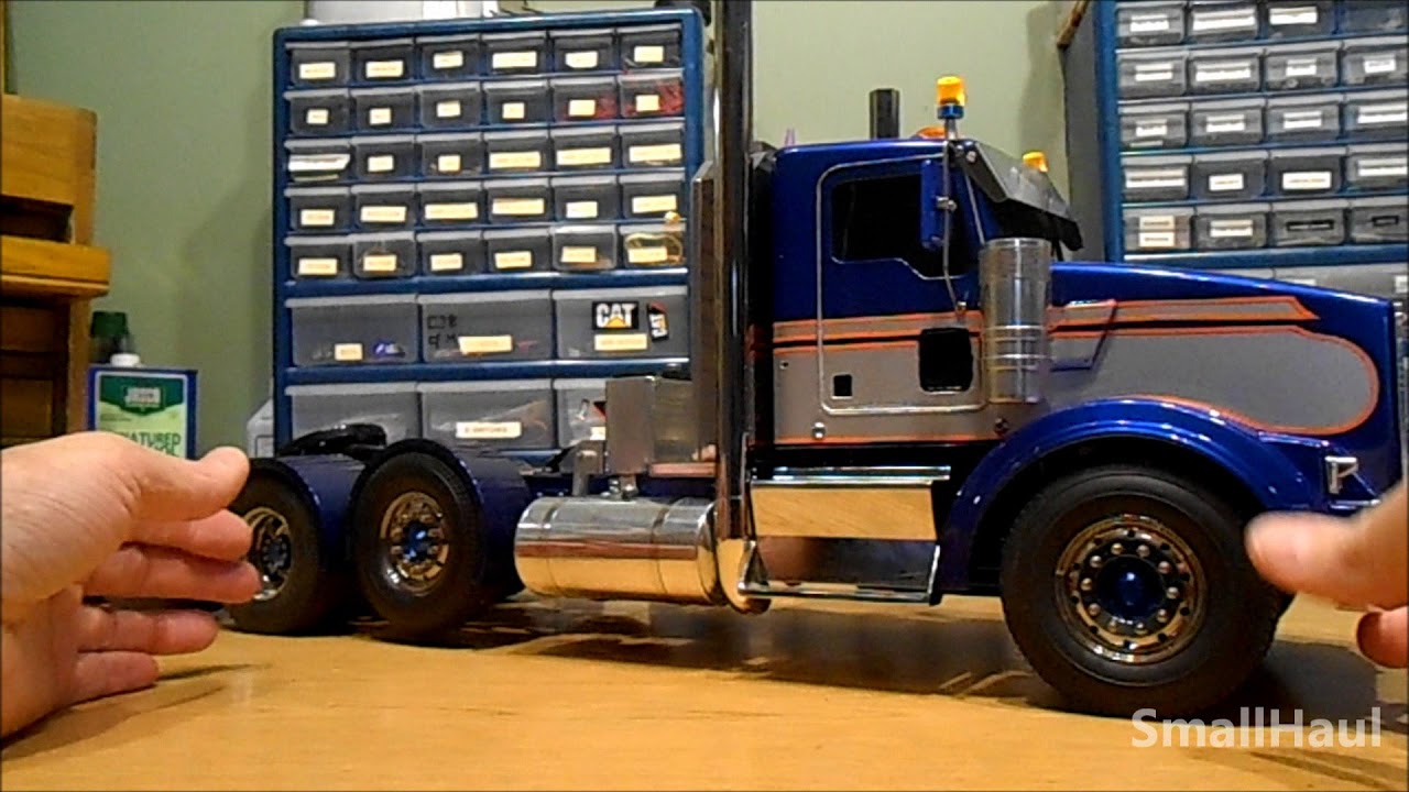 Adam's RC Custom Blue Kenworth Semi