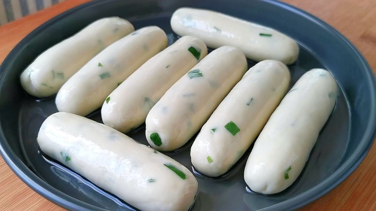 面粉别蒸馒头了，加2个蛋黄一把葱，比馒头简单，比吃肉还香！