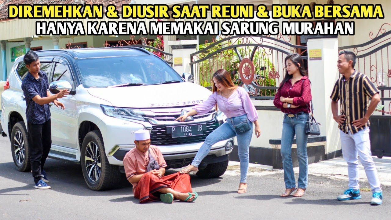 DIREMEHKAN & DIUSIR SAAT ACARA REUNI & BUKA BERSAMA KARENA MEMAKAI SARUNG OLEH TEMANNYA YANG SOMBONG