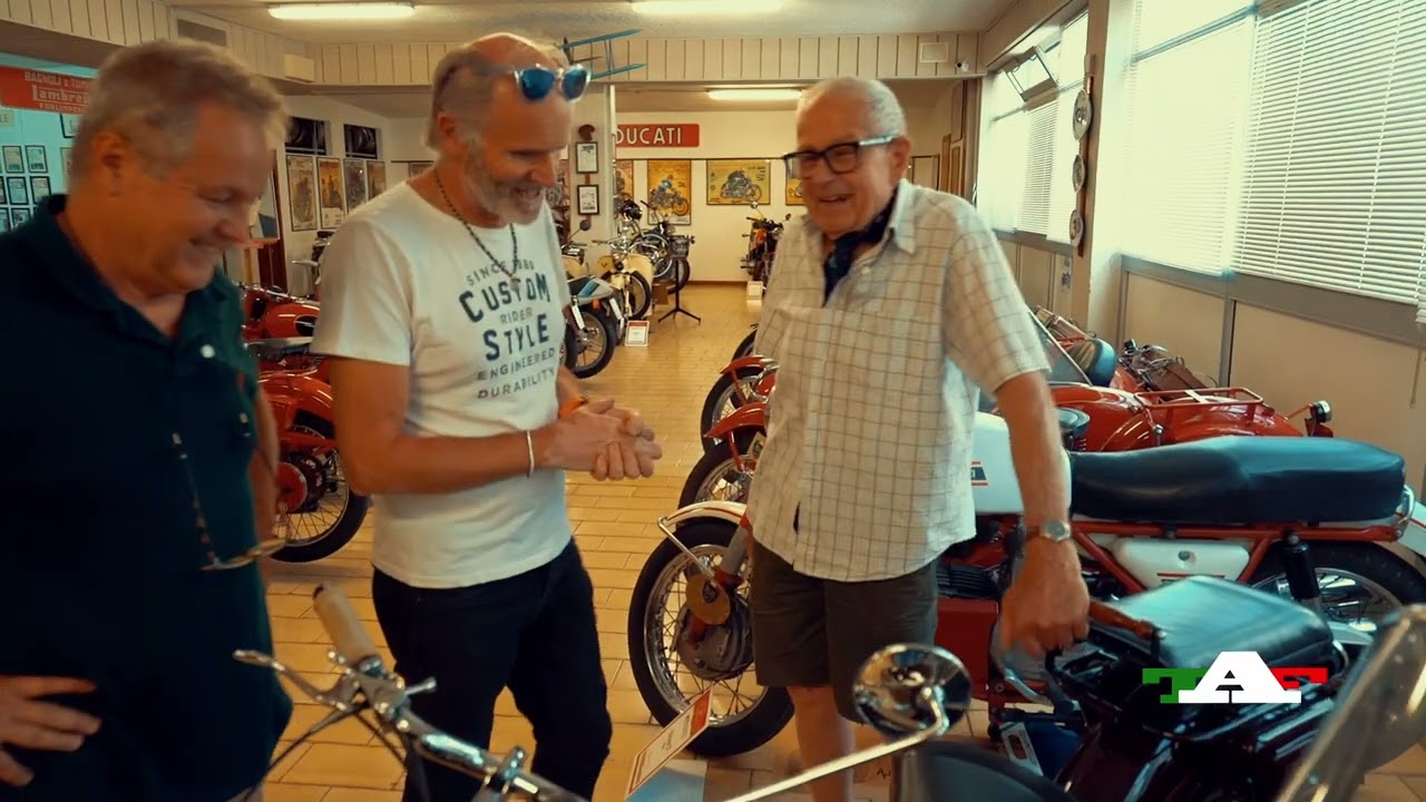 I sidecar nel  museo  Guzzi  Brunelli