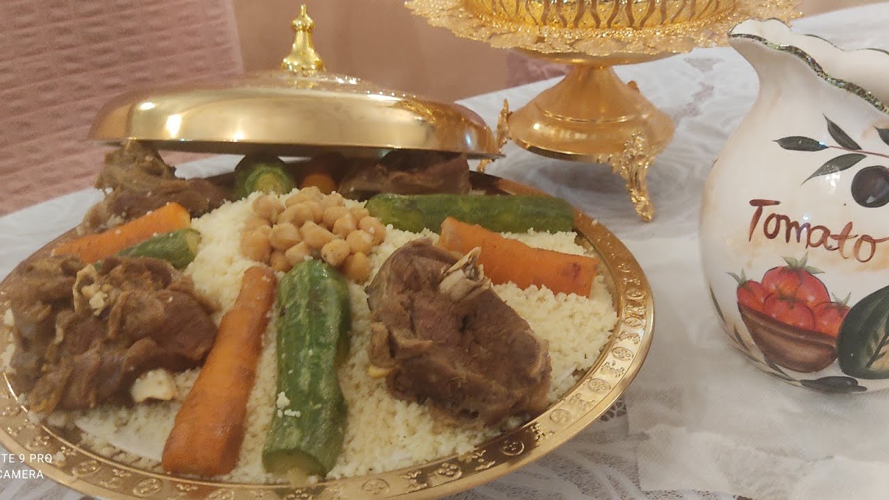 طريقة تحضير الكسكس العاصمي الجزائري خطوة بخطوة بمرقة بيضاء بنينة بزاف ما عليك غير جربيه