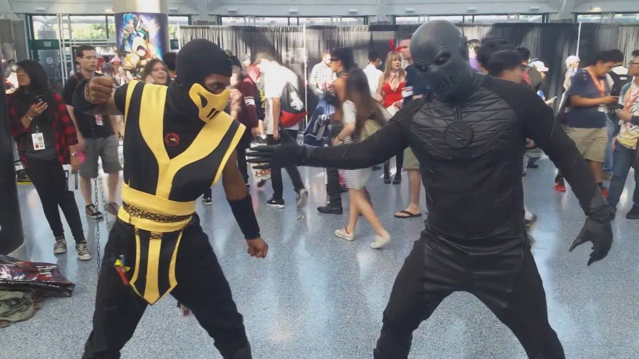 ZOOM CW Cosplay 2016 Convention Compilation