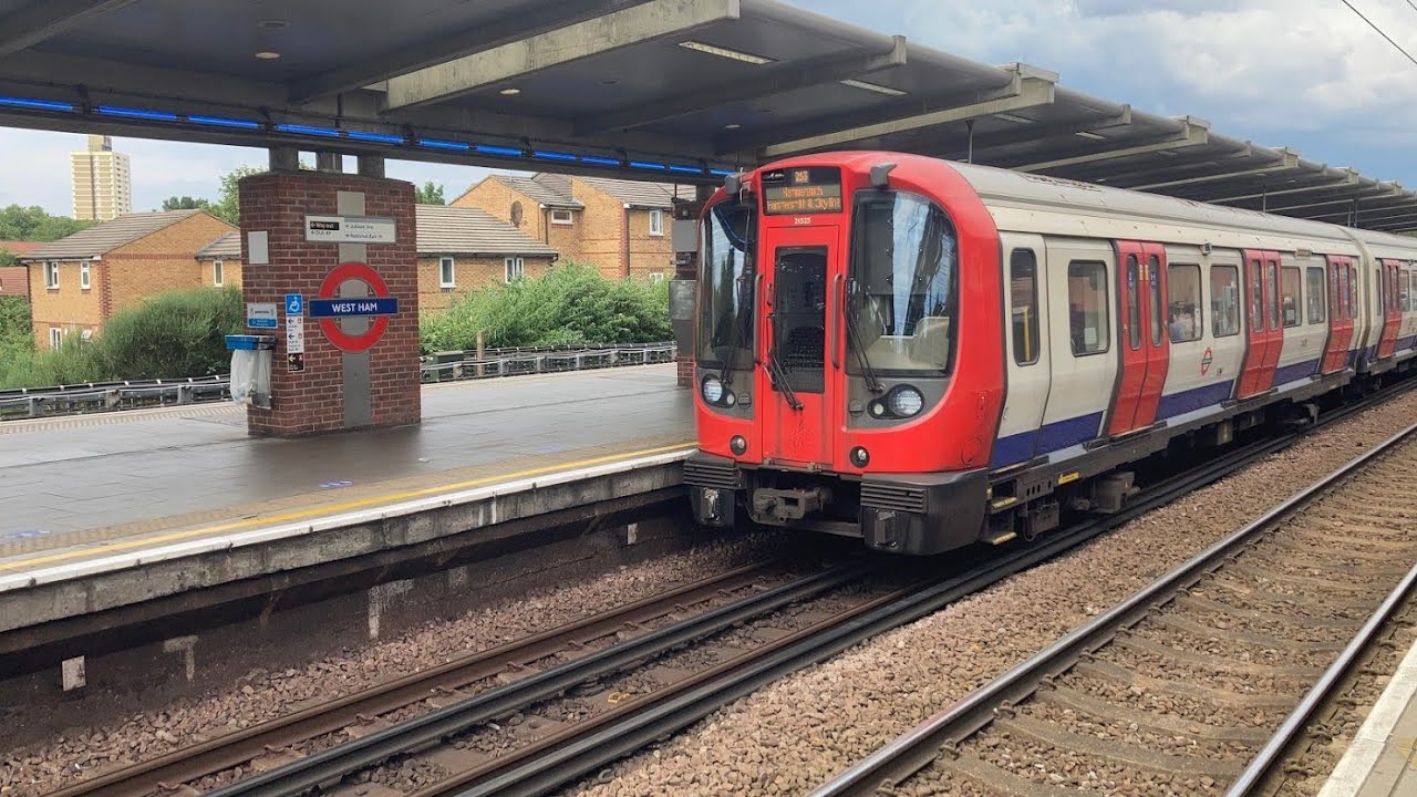District Line full journey Upminster to Richmond