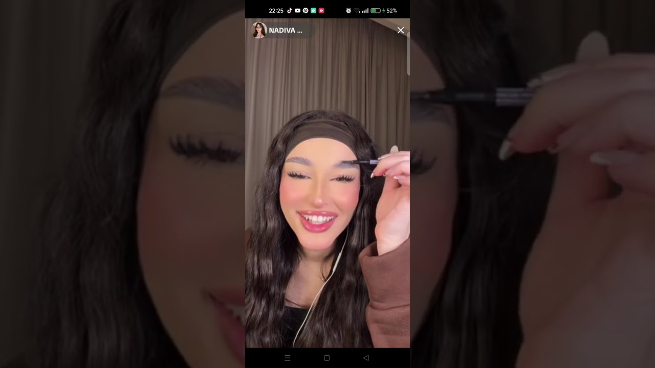 لايف ندى 💜 كله ضحك🤣 و طريقة عمل رموش العين