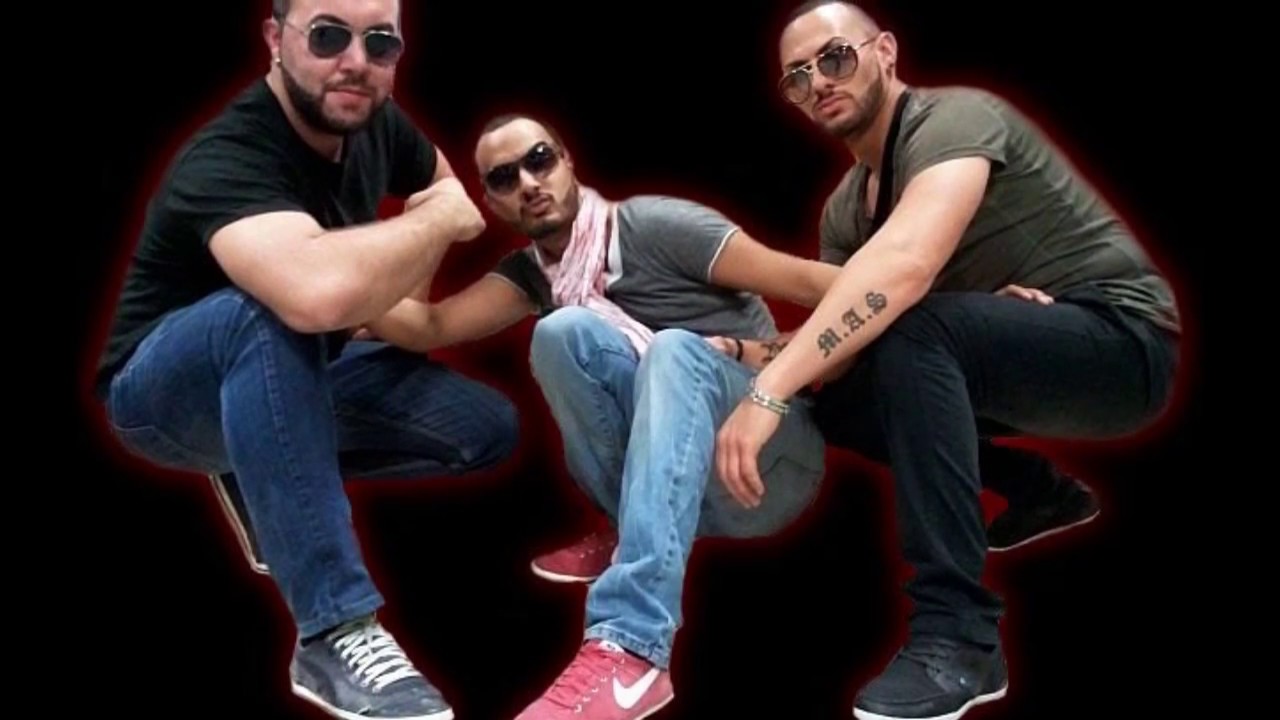 Grup DERDO - Kürtce ve Türkce Halaylar 2011 (Zamani Geldı)