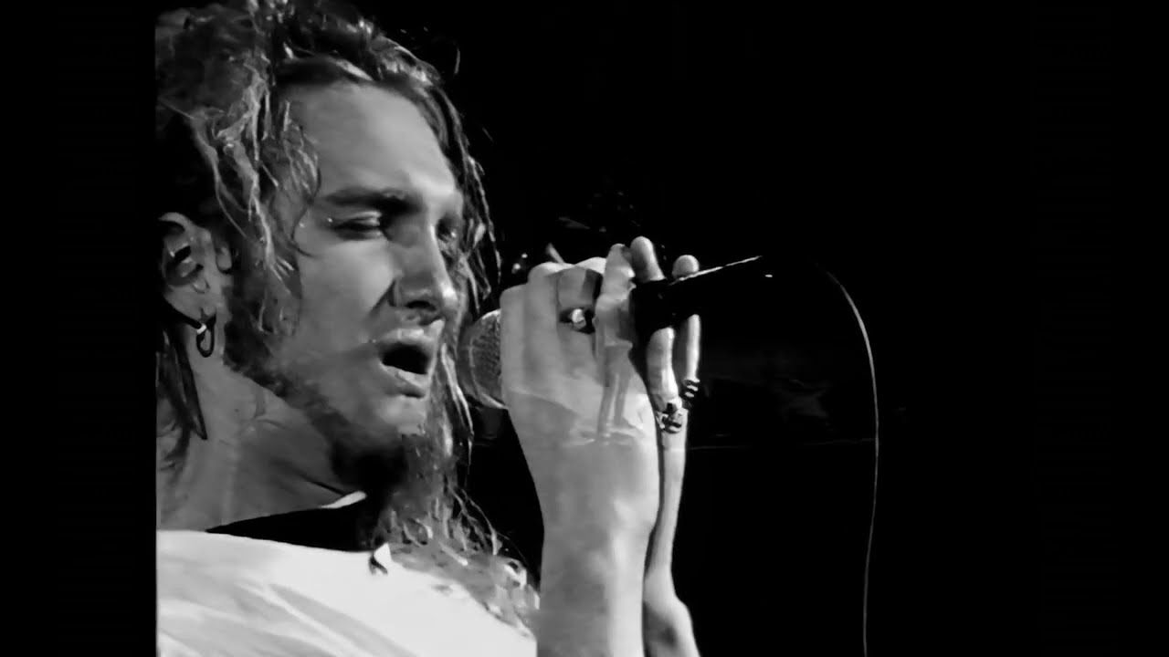ALICE IN CHAINS -remastered- 1990 LIVE FACELIFT (AT THE MOORE THEATRE)