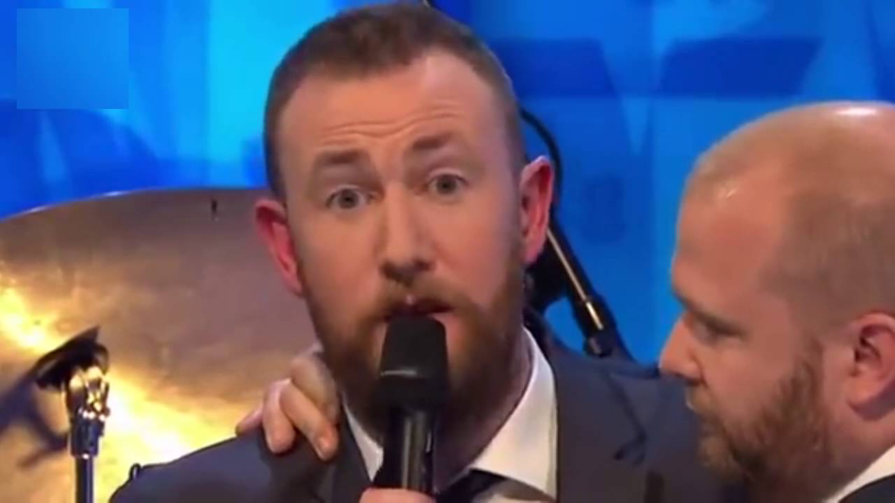 Alex Horne & The Horne Section - What's your favourite Season? (8 out of 10 cats does countdown)