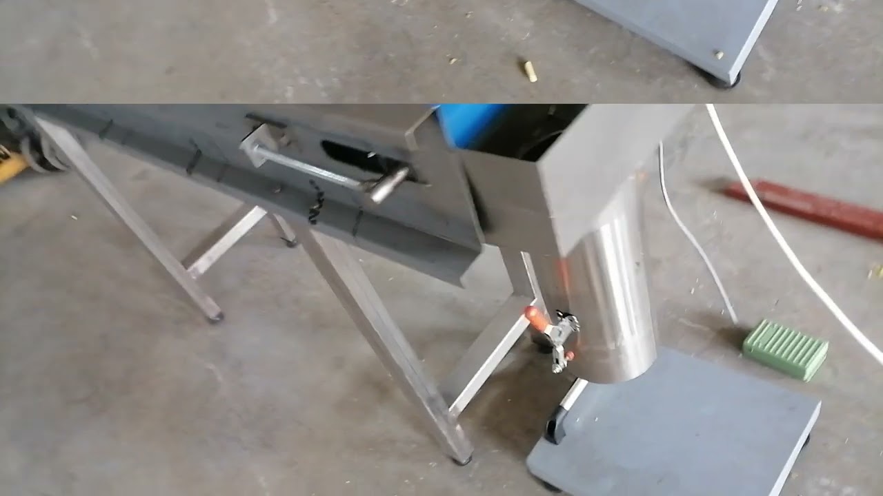 Quality Control Conveyor Belt # Industrial Belt Systems Manufacturing Machines Company