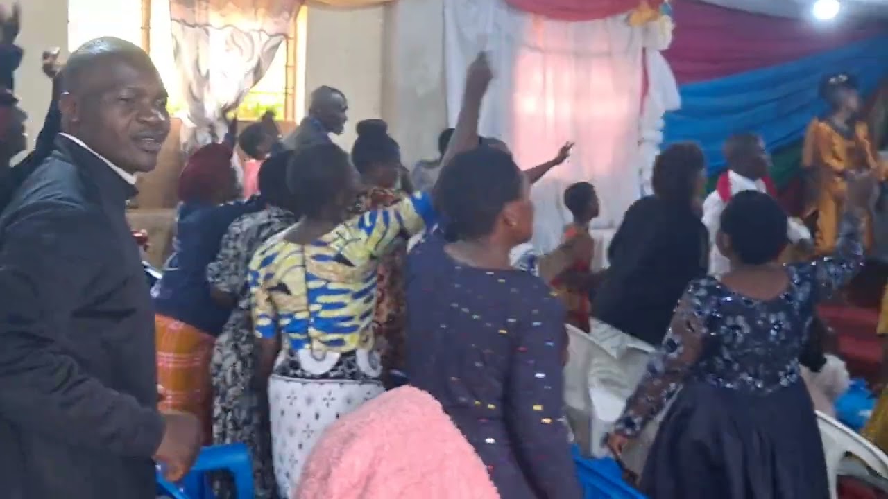Sifa kwa Mungu wetu Glory /Jumapili Tar 8/2/2026 Njombe Tanzania 🇹🇿 