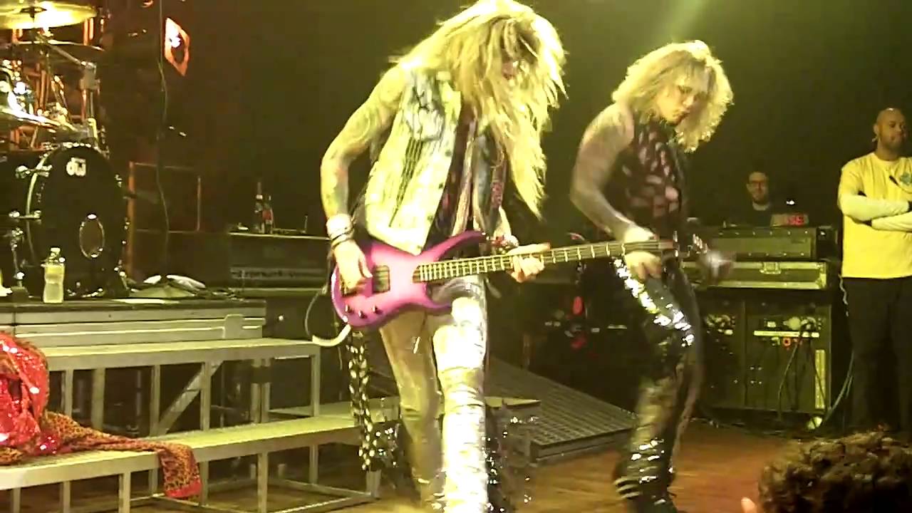 Steel Panther - New Years Eve - Nothin' But A Good Time `