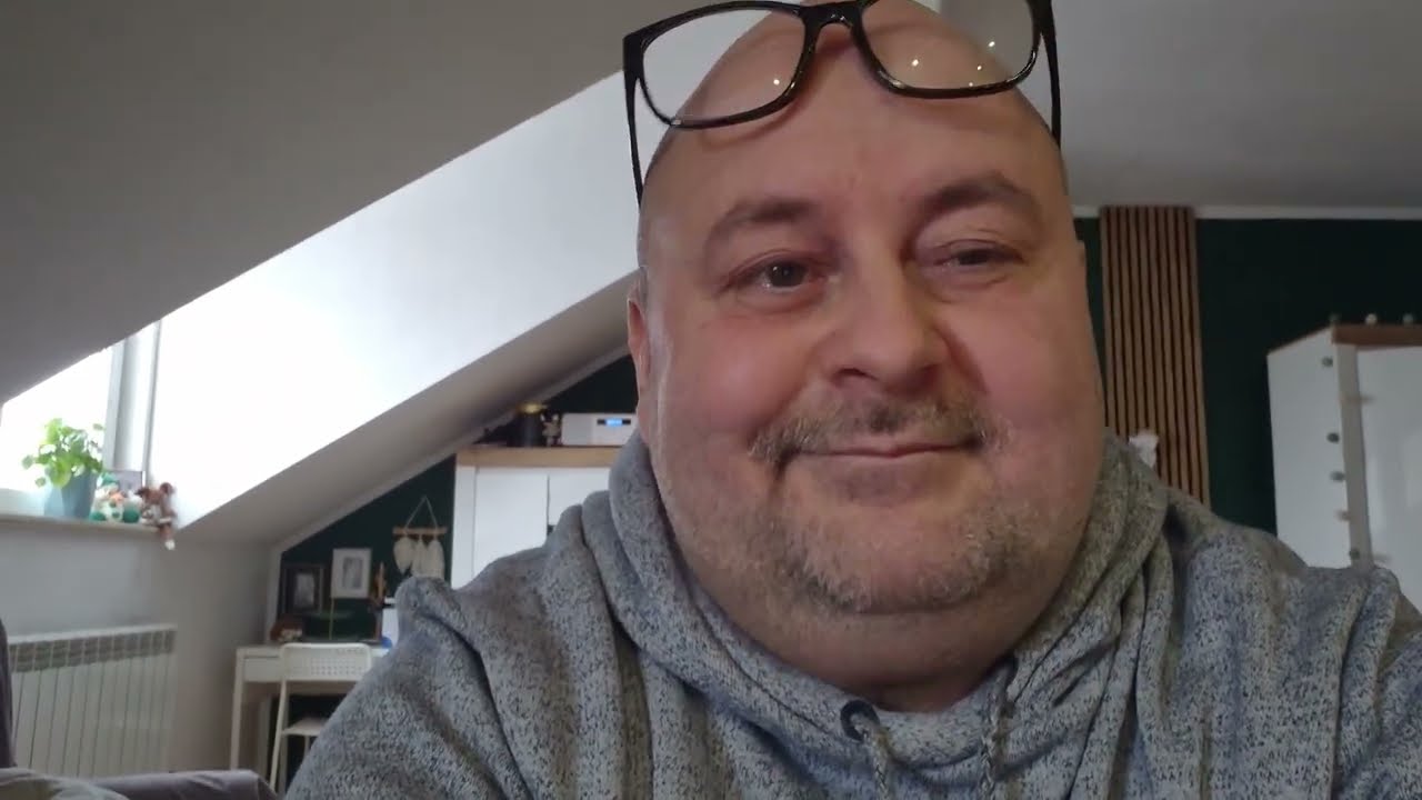 POWRACAJĄCE  WSPOMNIENIA, W DRODZE DO DOMU. @TomiiDana 