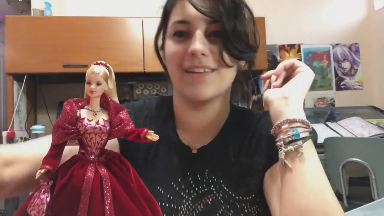 Holiday Barbie 2002 Unboxing
