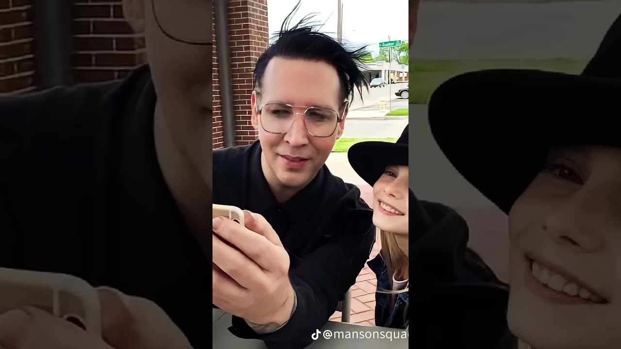 Mira como Marilyn Manson cuida a su sobrina de 10 a&ntilde;os #metal #marilynmanson #rock #music #hardcore