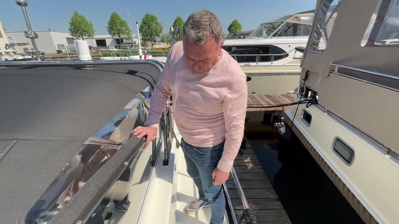FNMA Charters | Thomasz 39 Cabrio | Nederlands
