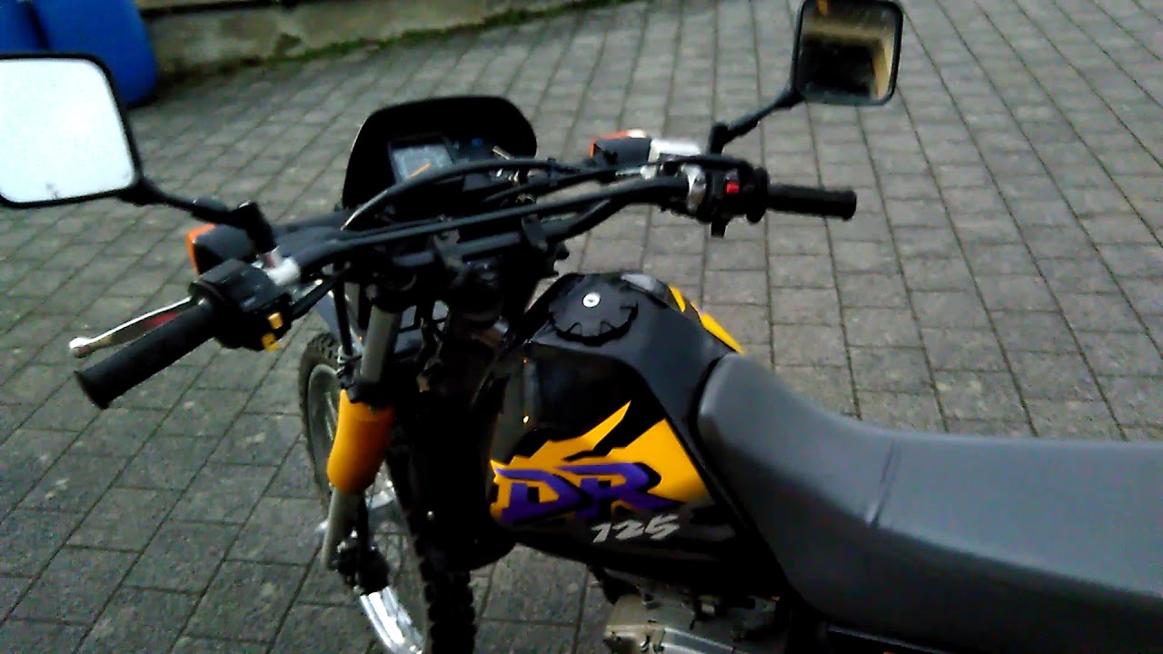 Suzuki DR 125