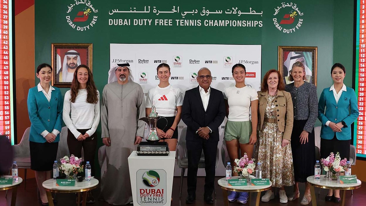 Церемония жеребьевки WTA с участием Ивы Йович, Зейнеп Сонмез и Алекс Эала - Турнир по теннису Dub...