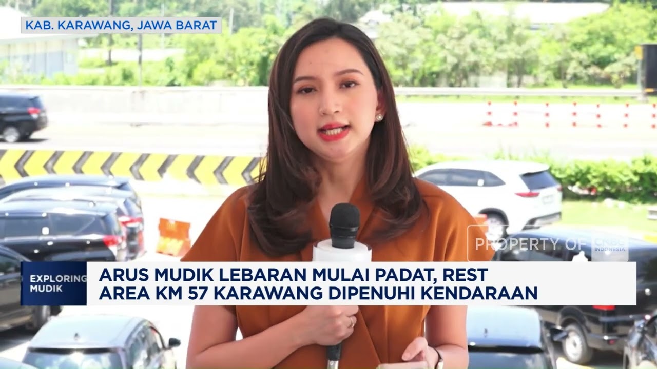 Arus Mudik Mulai Padat, Rest Area KM 57 Karawang Dipenuhi Kendaraan