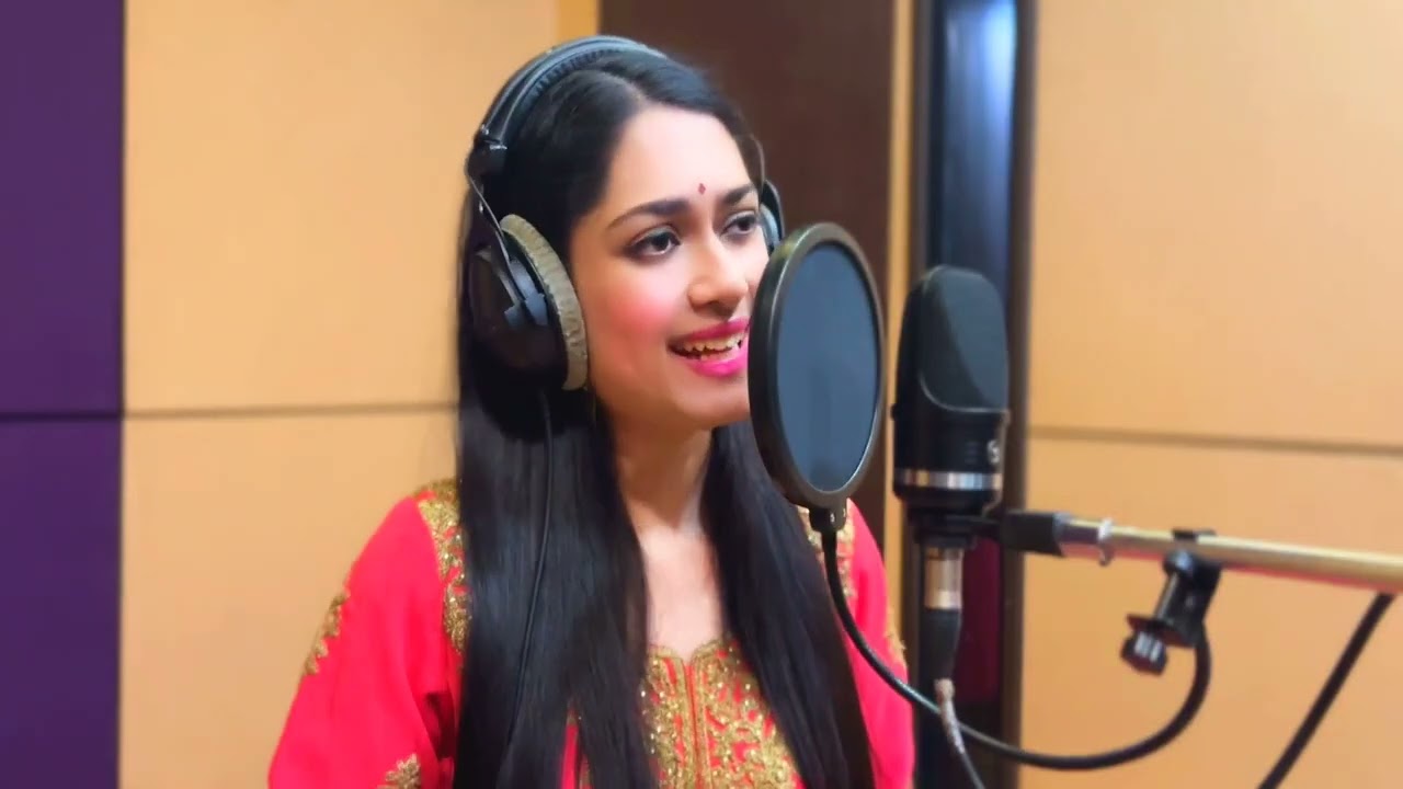 तम निवळोनी अंतरी प्रकाश | Tam Nivloni Antari Prakash| Pranjali Barve compositions | originals